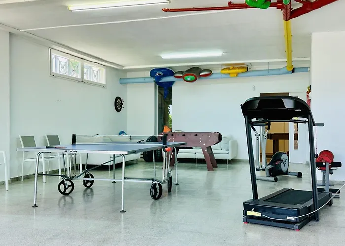 Miravall Costabravasi *